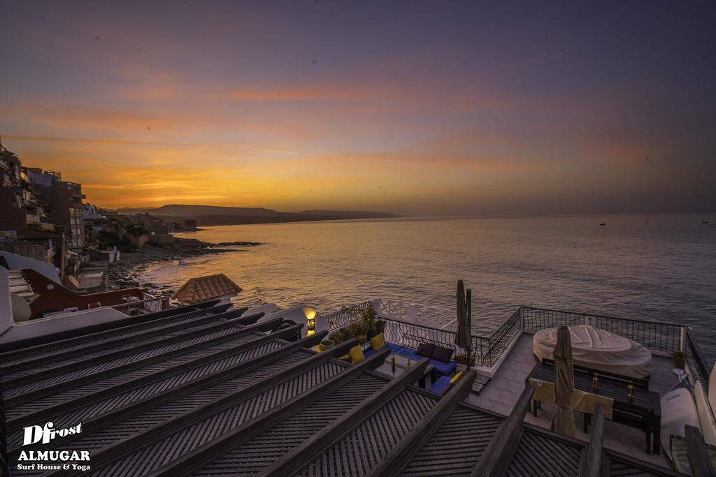 Dfrost Almugar Surf And Yoga Pansiyon Taghazout Dış mekan fotoğraf